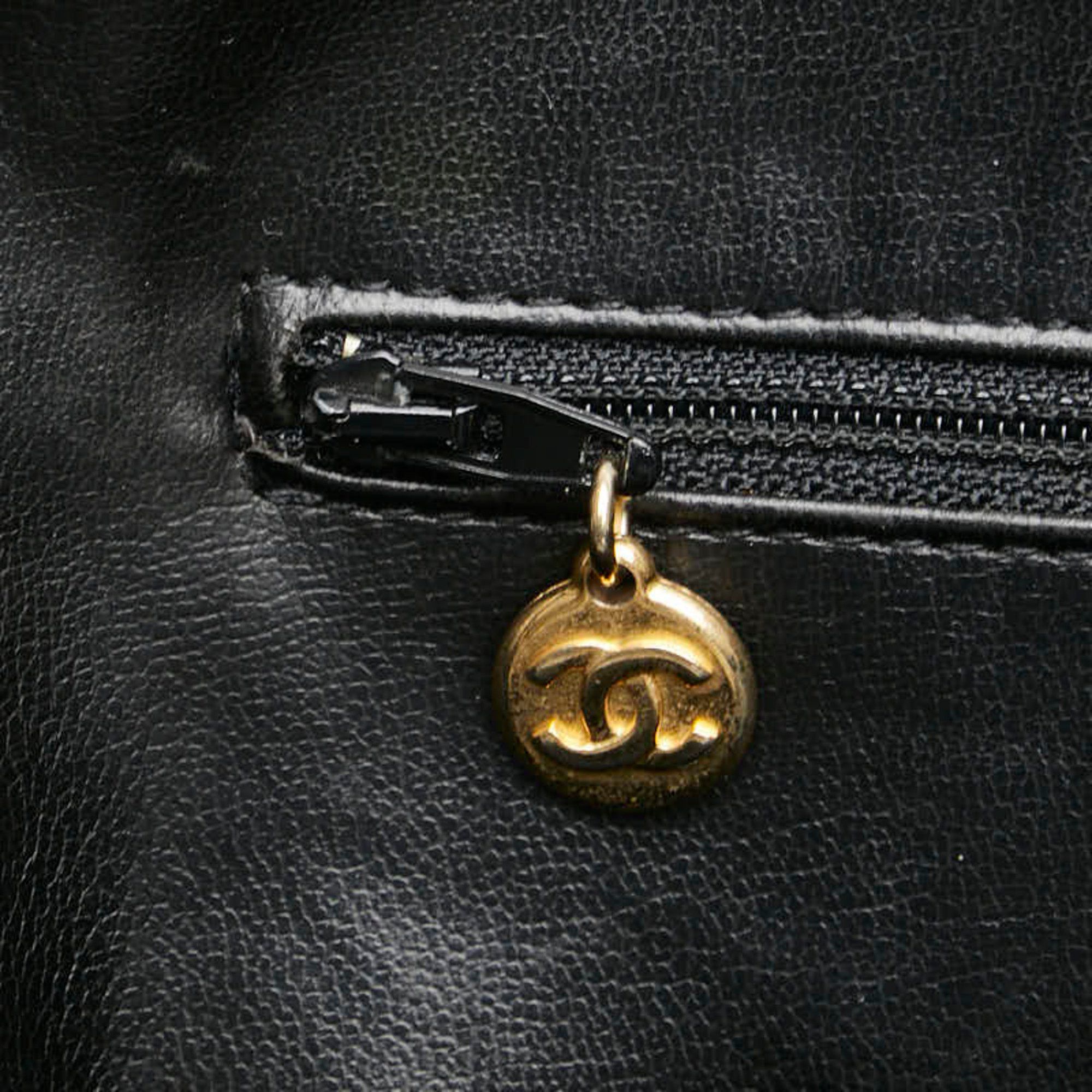 Chanel Chanel Chevron V-Stitch Handbag in Black Caviar Leather for Women Size ONE SIZE - 9 Thumbnail