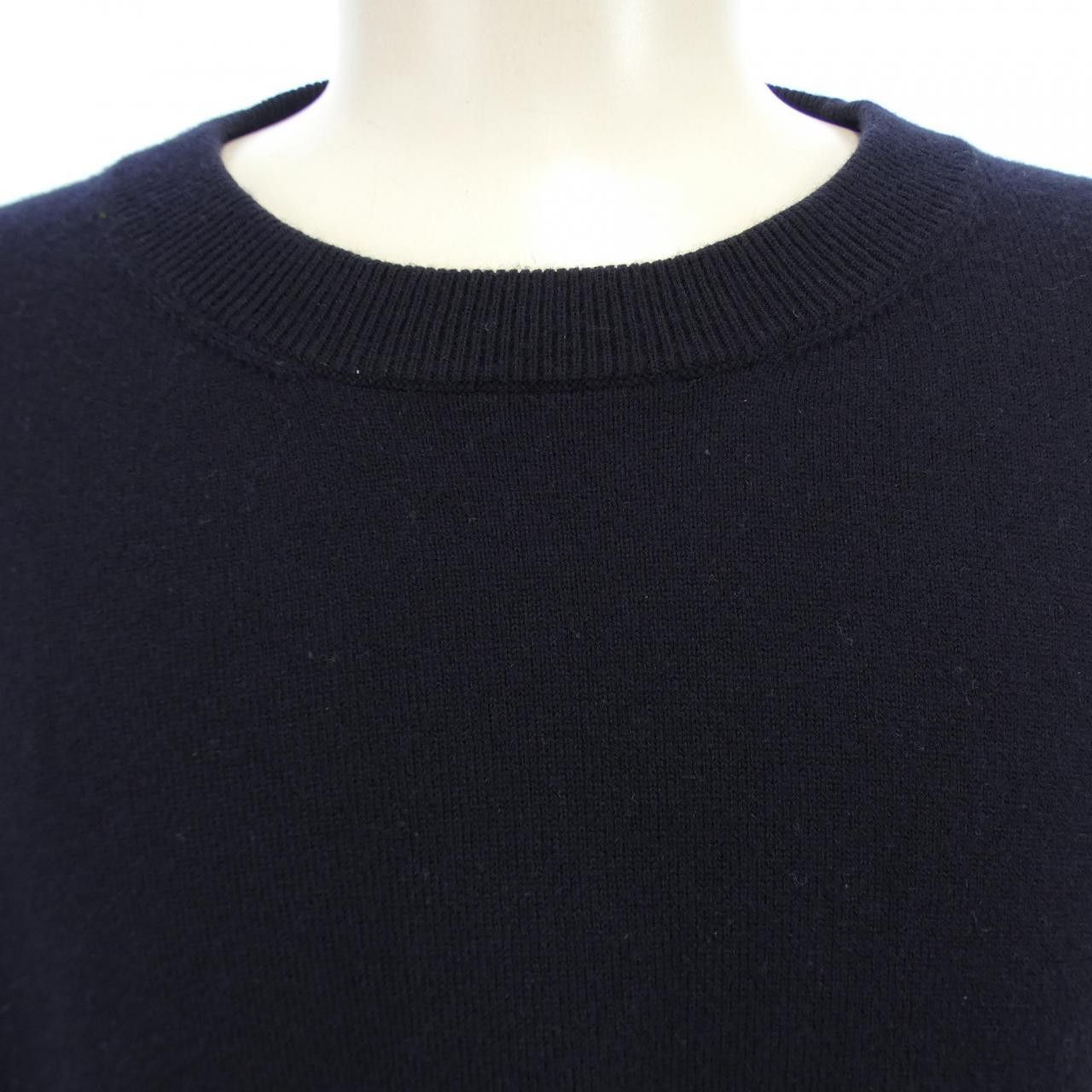 Louis Vuitton Louis Vuitton Louis Vuitton HON42WR93 Cashmere Blend Knit Others Tops HON42WR93 DUTY FREE for USA Size ONE SIZE - 5 Thumbnail
