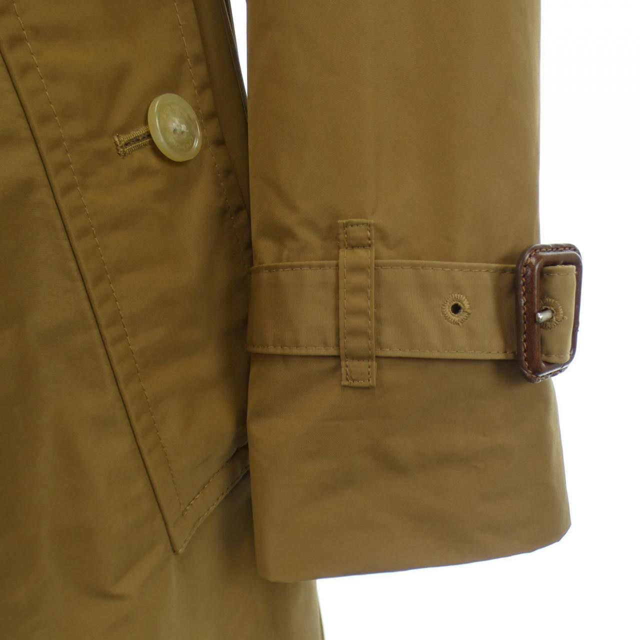 Burberry Burberry Burberry Trench Coat Others Outerwear 80061121 DUTY FREE for USA Size ONE SIZE - 6 Thumbnail