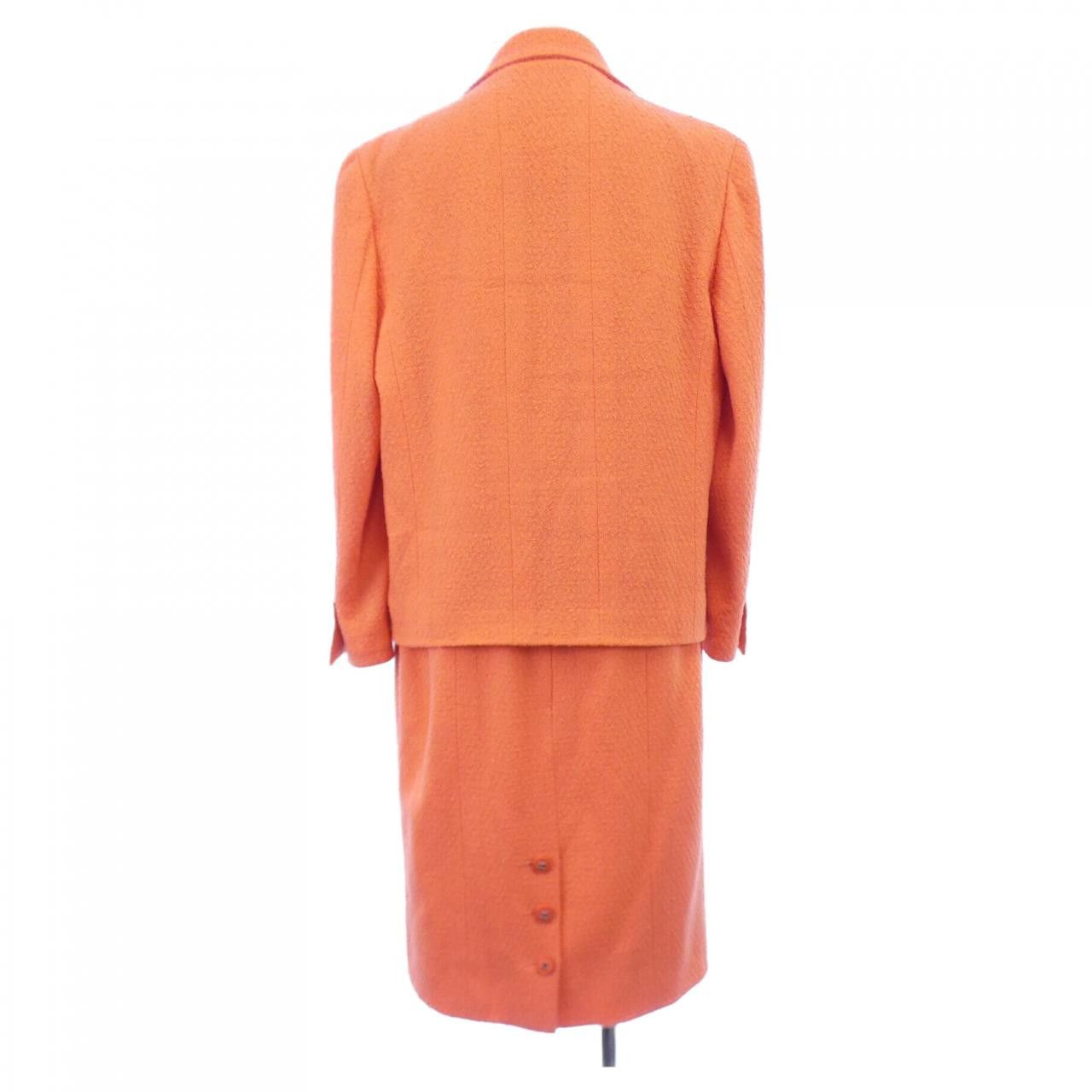 Chanel Chanel Chanel Suit Set Cotton Suits P06415V04612 96P DUTY FREE for USA Size ONE SIZE - 2 Thumbnail