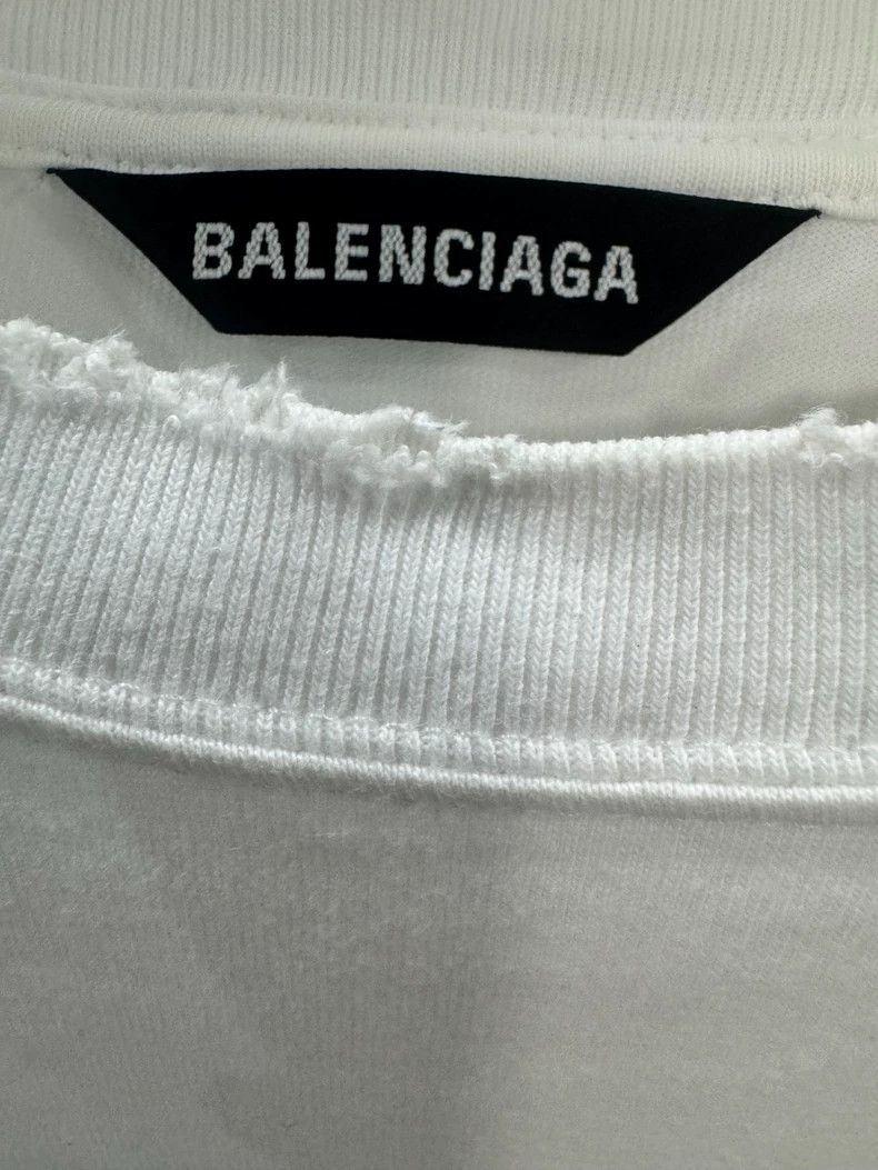 Balenciaga Balenciaga Castle Oversize T-Shirt - dmc Size US M / EU 48-50 / 2 - 3 Thumbnail