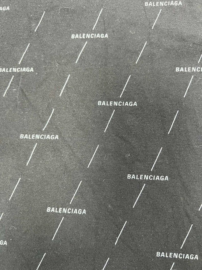 Balenciaga Balenciaga All-over Logo Short Sleeve Tee - dmc Size US XS / EU 42 / 0 - 3 Thumbnail