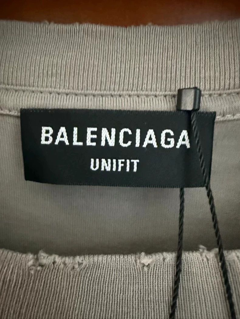 Balenciaga Balenciaga Gray Distressed Mosaic Short Sleeve XS - dmc Size US XS / EU 42 / 0 - 3 Thumbnail