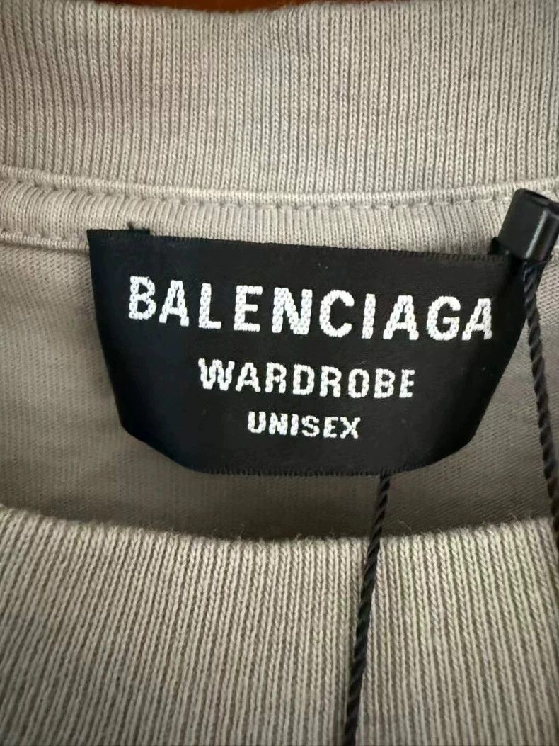 Balenciaga Balenciaga Gray Embroidered Logo T-shirt M - dmc Size US M / EU 48-50 / 2 - 3 Thumbnail