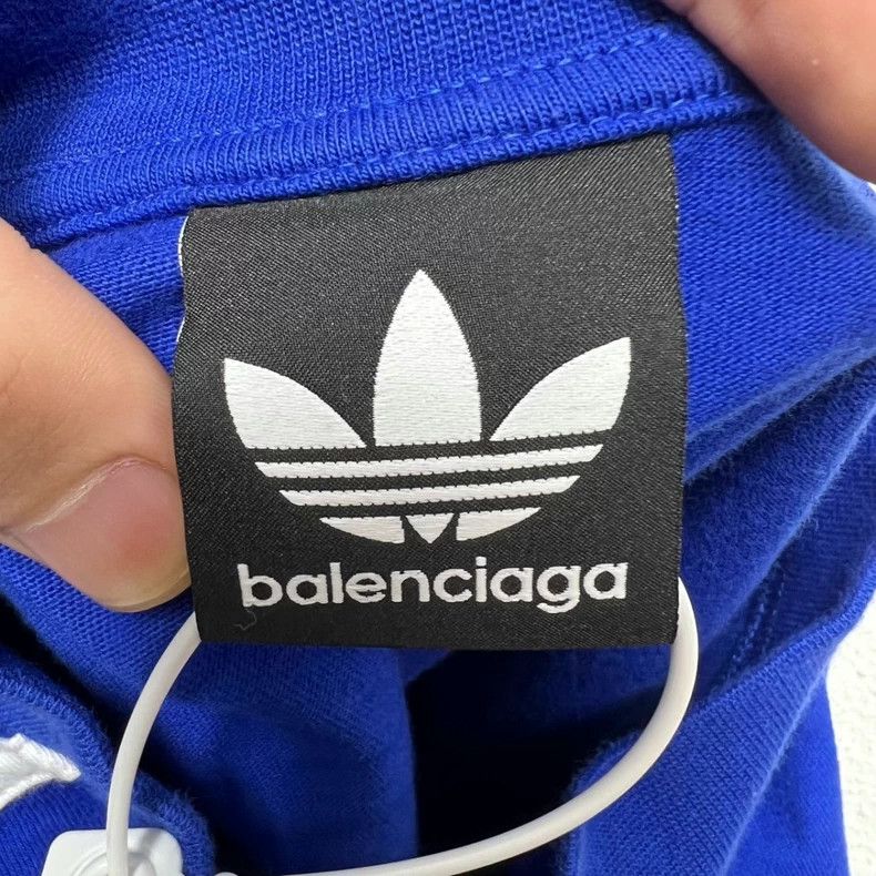 Balenciaga Balenciaga adidas collaborative sweatshirt - dmc Size US L / EU 52-54 / 3 - 4 Thumbnail