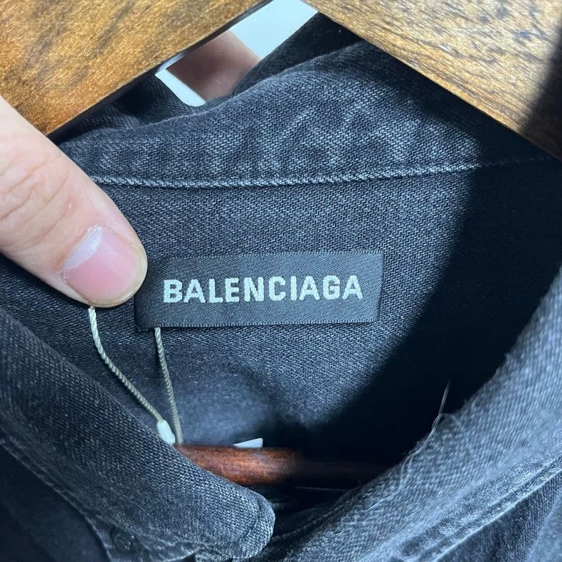 Balenciaga Balenciaga Back Logo Short Sleeve Jacket - dmc Size US XS / EU 42 / 0 - 3 Thumbnail