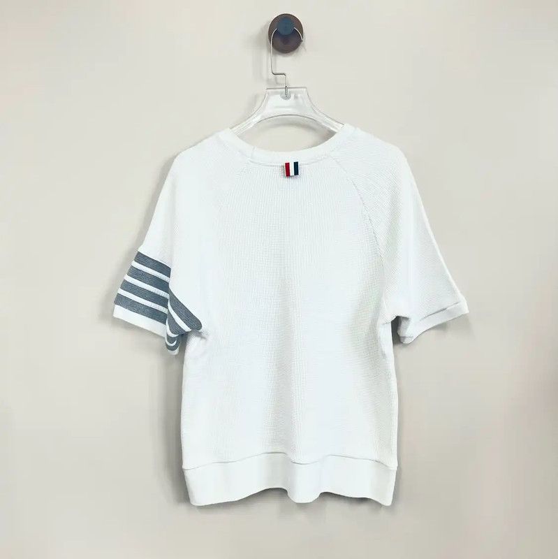Thom Browne Thom Browne White Tee Shirt for Women 0089 Size S / US 4 / IT 40 - 2 Thumbnail