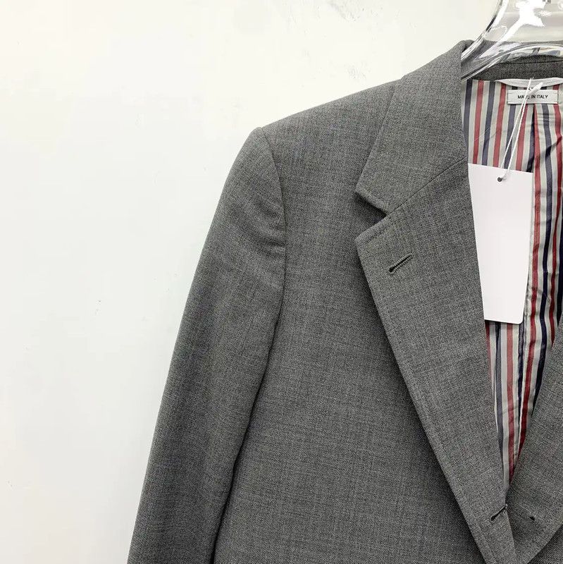 Thom Browne Thom Browne Classic Gray Wool Women's Jacket 0089 Size ONE SIZE - 3 Thumbnail