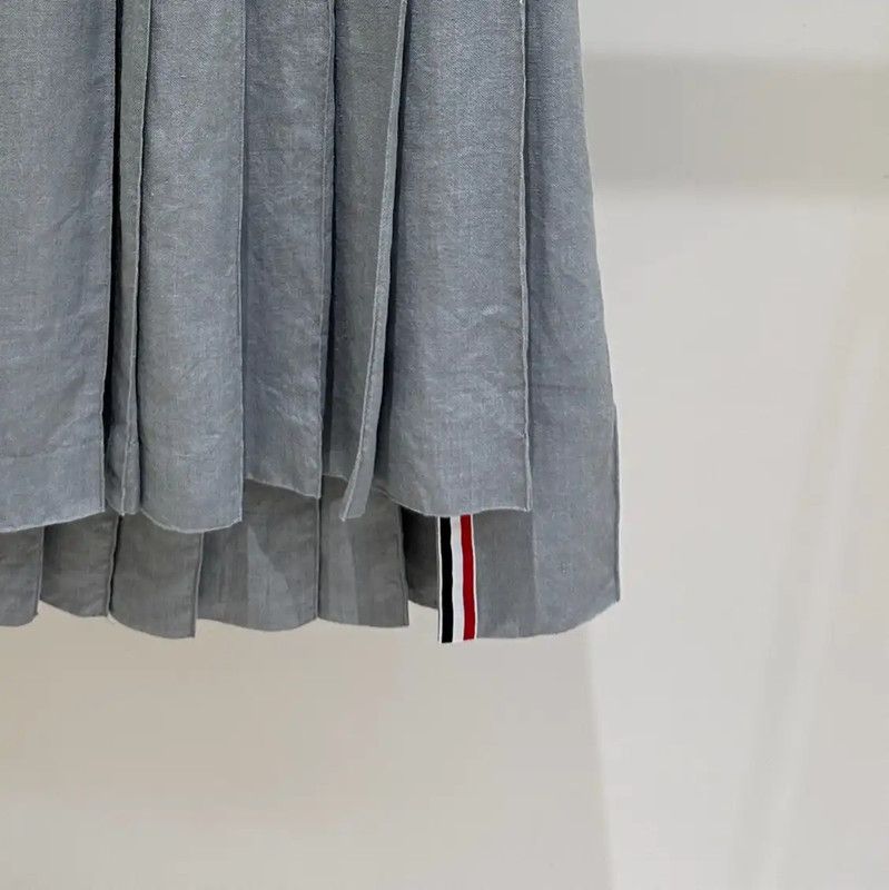 Thom Browne Thom Browne Pleated Gray Wool Midi Skirt 0089 Size 23" - 3 Thumbnail