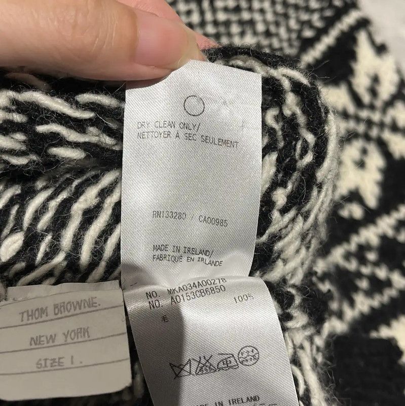 Thom Browne Thom Browne Black Wool Patterned Sweater for Women 0089 Size S / US 4 / IT 40 - 6 Thumbnail