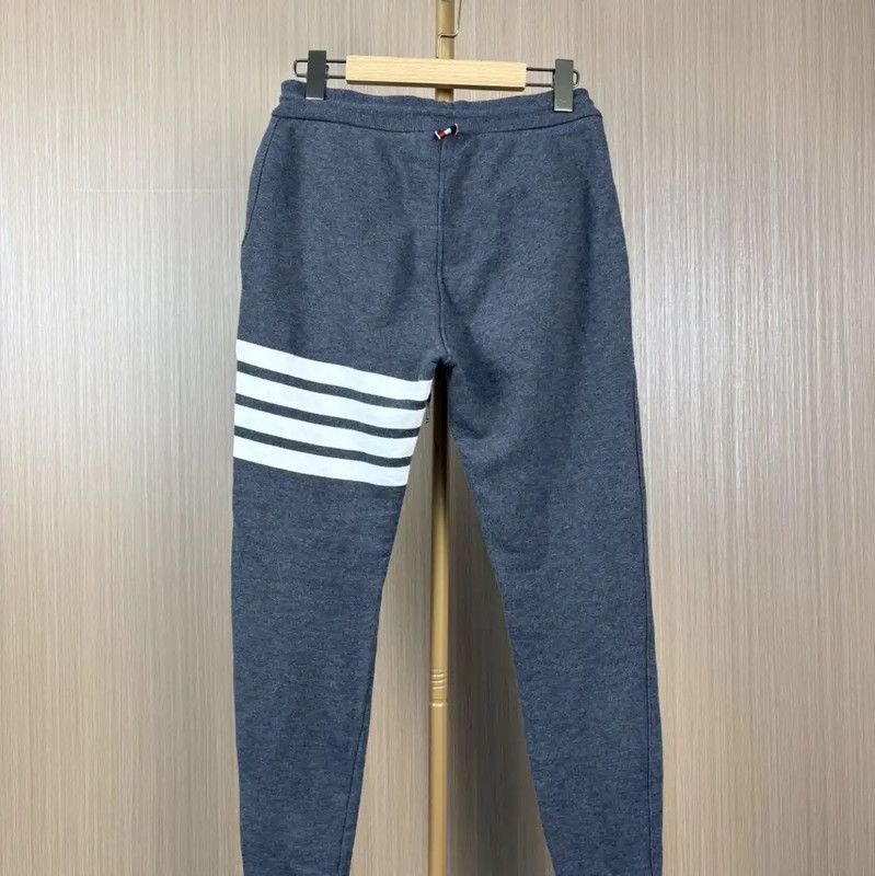 Thom Browne Thom Browne Gray Cotton Women's Casual Pants 0089 Size 26" / US 2 / IT 38 - 2 Thumbnail