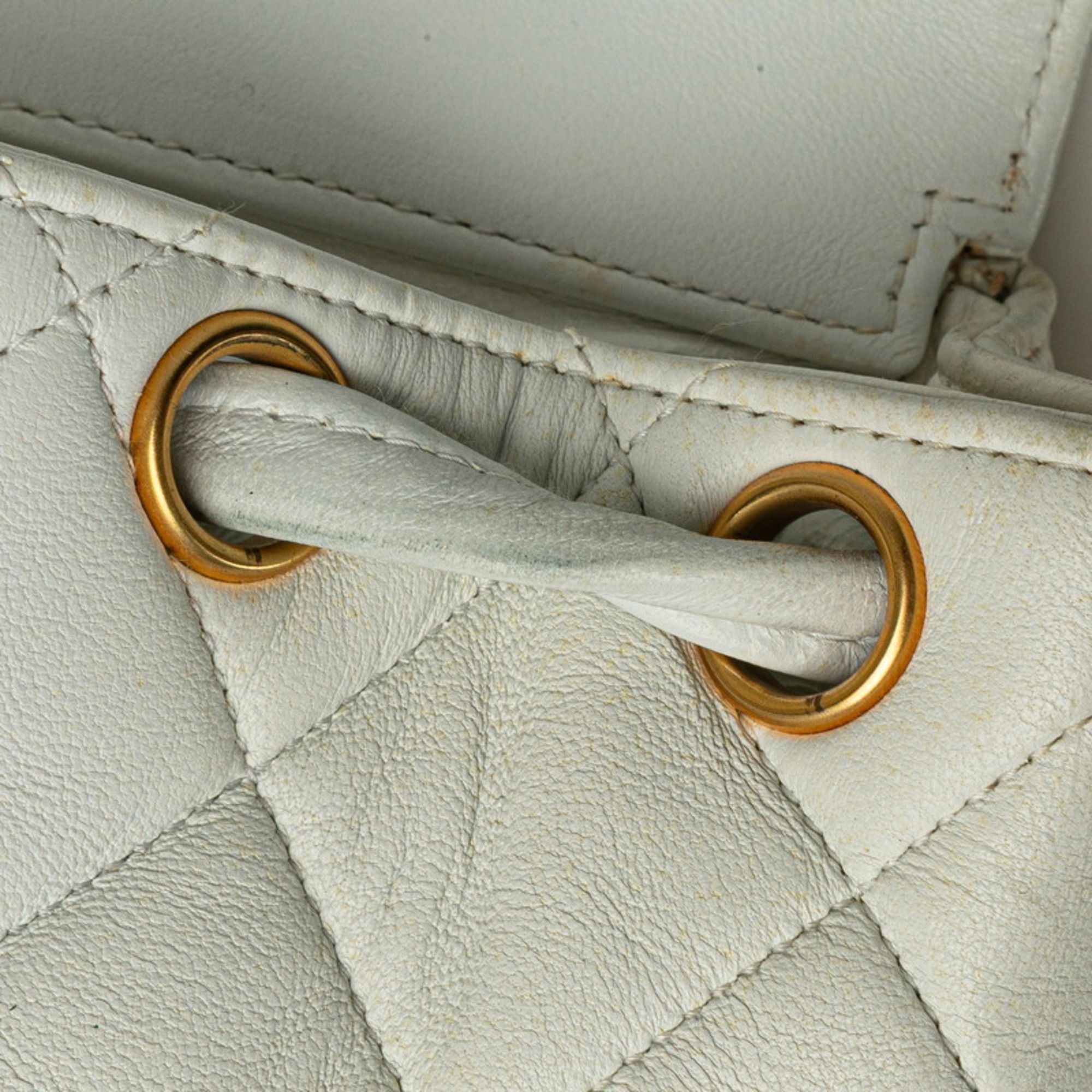 Chanel CHANEL Matelasse Coco Mark Chain Backpack in White Lambskin for Women Size ONE SIZE - 5 Thumbnail