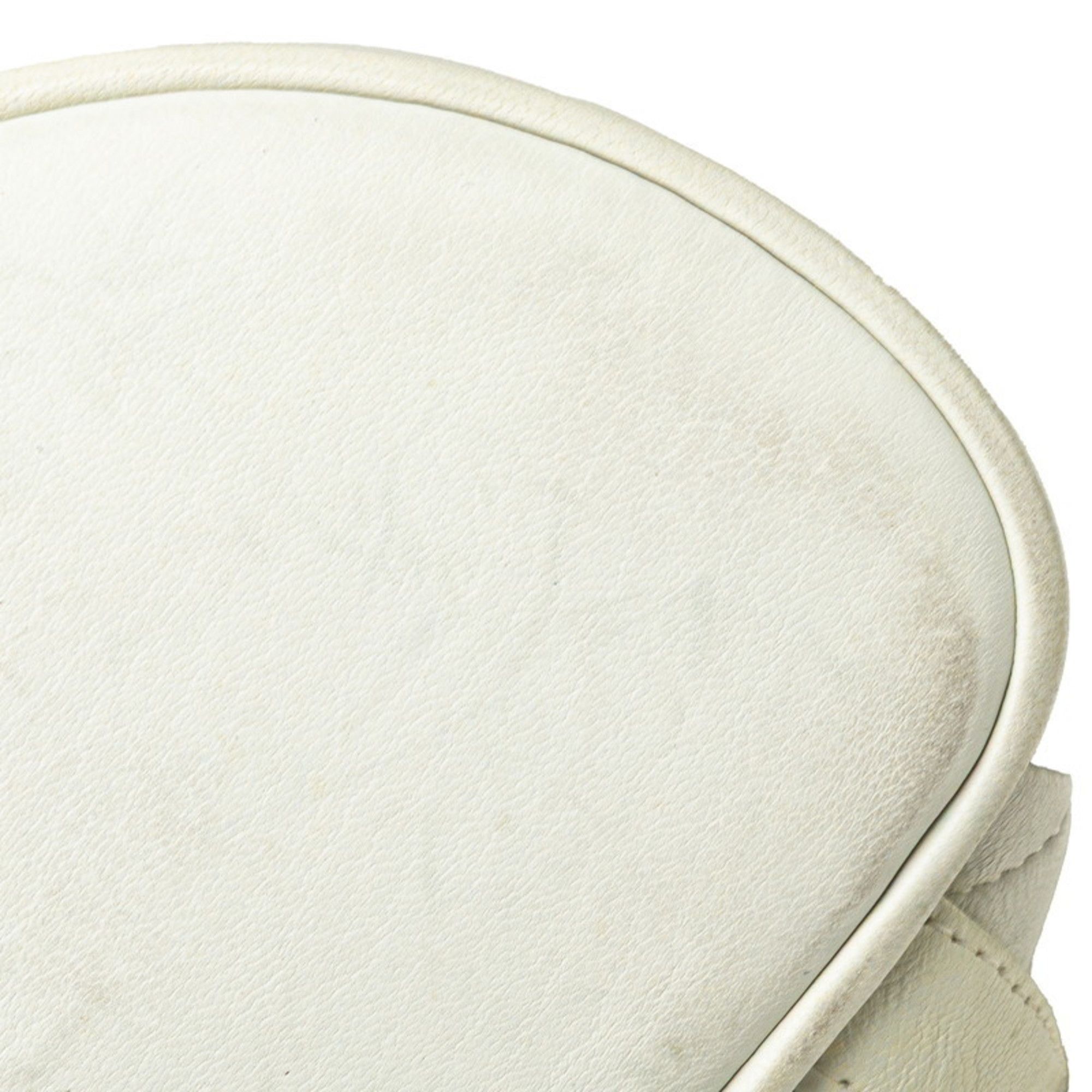 Chanel CHANEL Matelasse Coco Mark Chain Backpack in White Lambskin for Women Size ONE SIZE - 4 Thumbnail