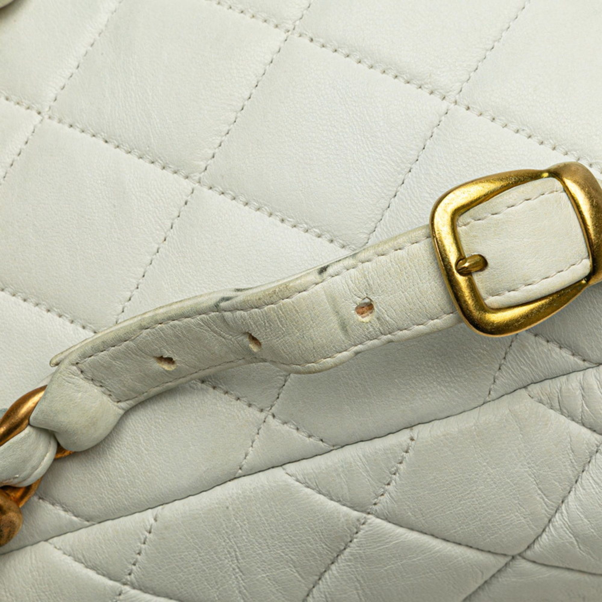 Chanel CHANEL Matelasse Coco Mark Chain Backpack in White Lambskin for Women Size ONE SIZE - 7 Thumbnail