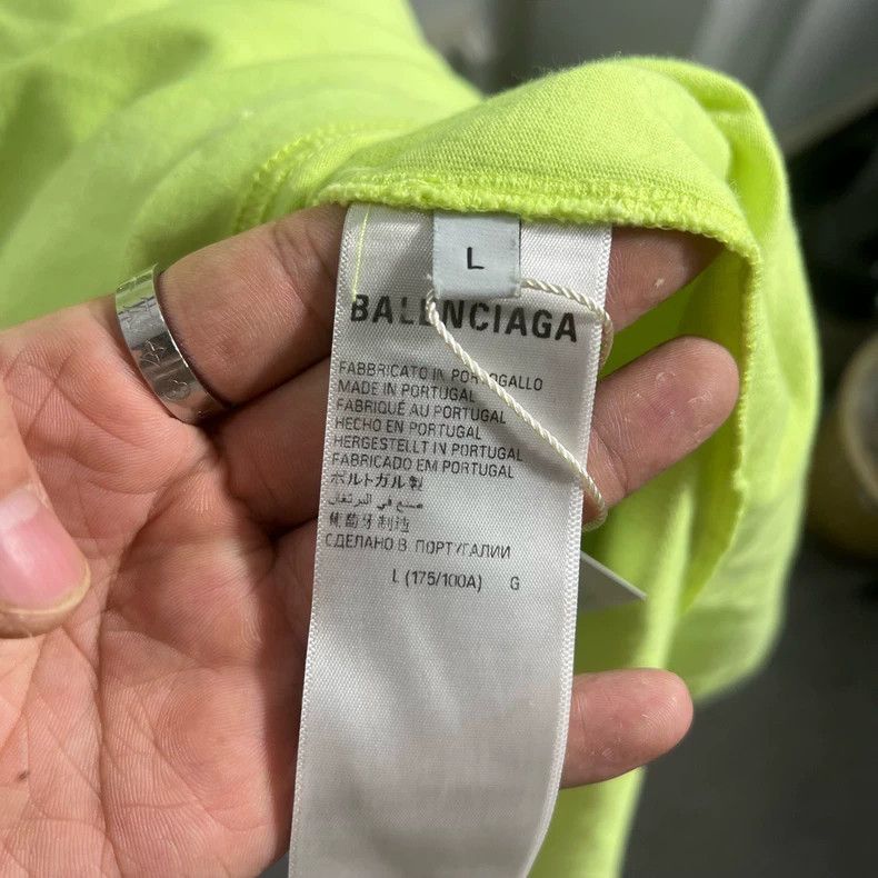 Balenciaga Balenciaga Distressed Short Sleeve Tee - dmc Size US L / EU 52-54 / 3 - 4 Thumbnail