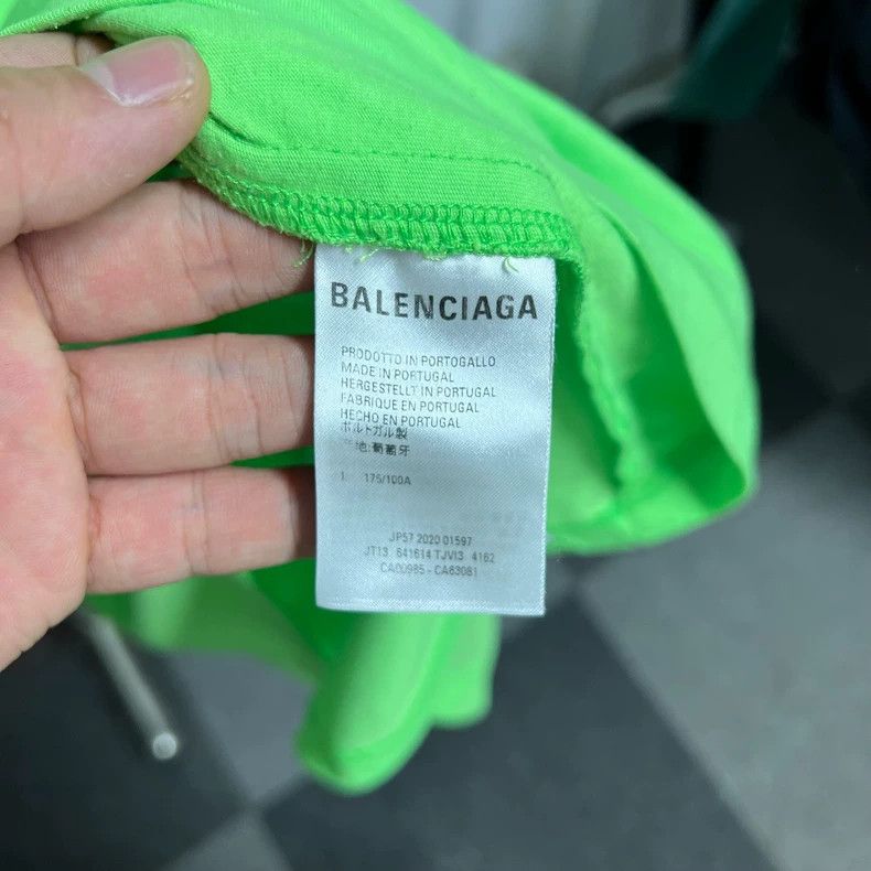 Balenciaga Balenciaga Seven Language Short Sleeve - dmc Size US L / EU 52-54 / 3 - 4 Thumbnail
