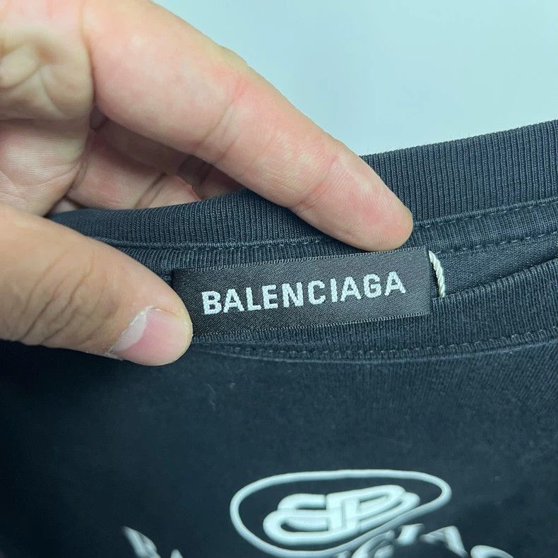 Balenciaga Balenciaga Lock Buckle Short Sleeve Tee - dmc Size US S / EU 44-46 / 1 - 3 Thumbnail