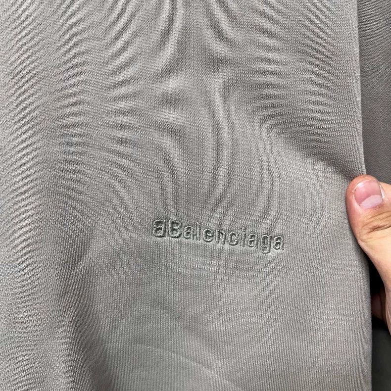 Balenciaga Balenciaga Embroidered Sweatshirt - dmc Size US XS / EU 42 / 0 - 4 Thumbnail