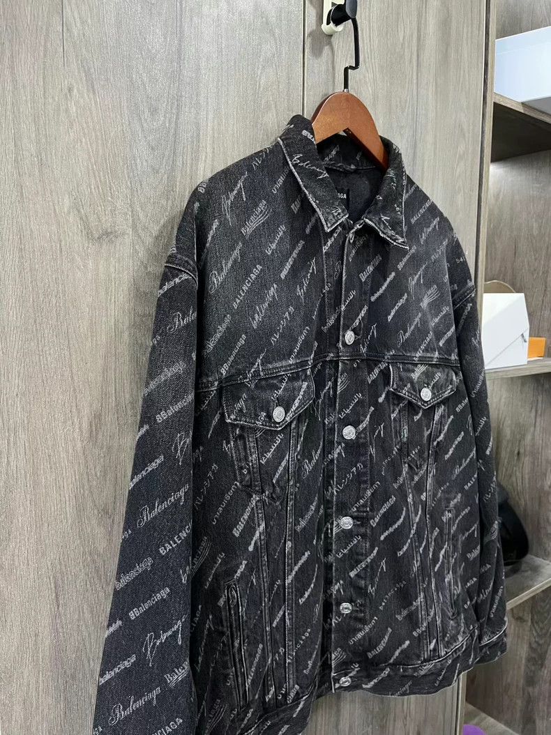 Balenciaga Balenciaga Logo Denim Jacket S - dmc Size US S / EU 44-46 / 1 - 2 Thumbnail