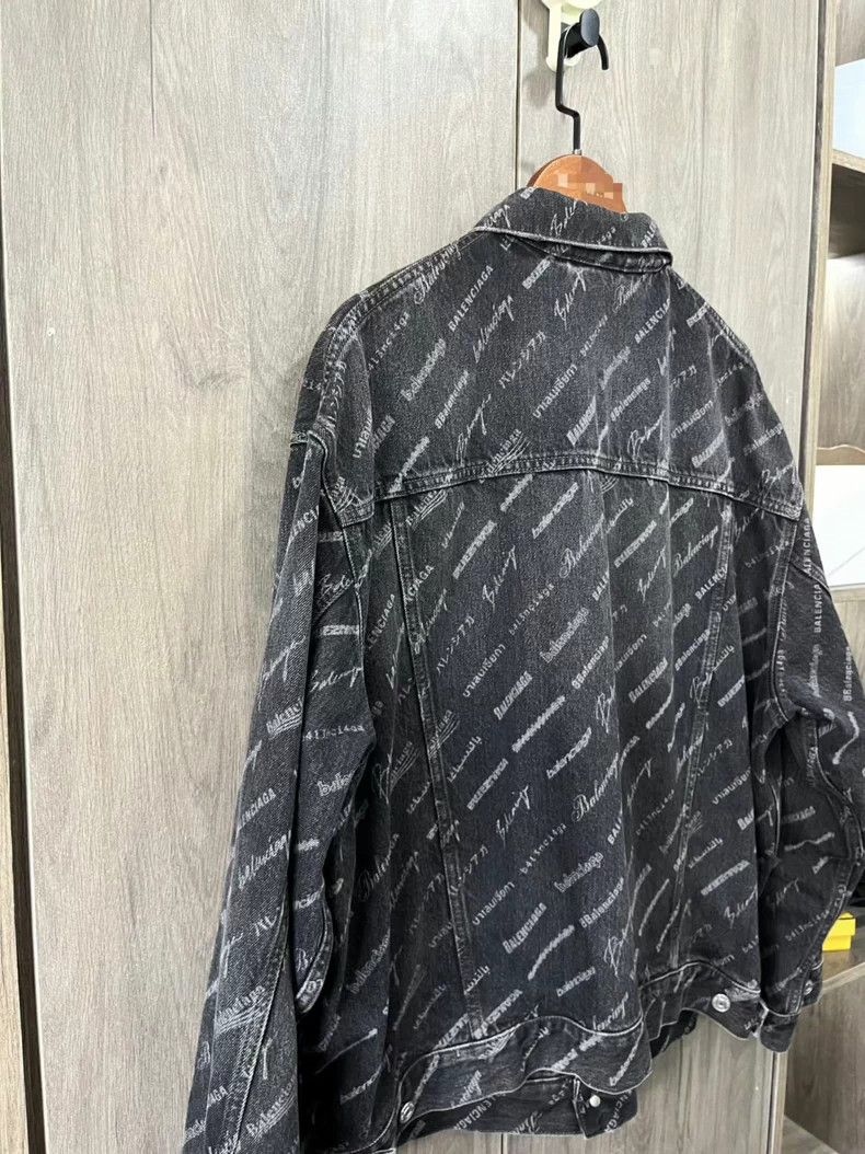 Balenciaga Balenciaga Logo Denim Jacket S - dmc Size US S / EU 44-46 / 1 - 5 Thumbnail