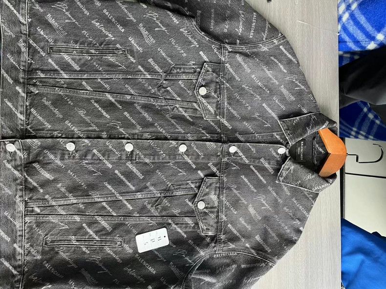 Balenciaga Balenciaga Logo Denim Jacket S - dmc Size US S / EU 44-46 / 1 - 7 Thumbnail