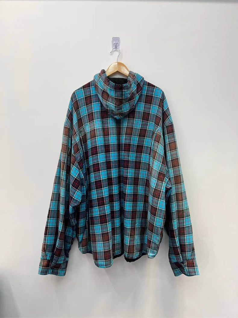 Balenciaga Balenciaga Gradient Plaid Cotton Coat - dmc Size US L / EU 52-54 / 3 - 2 Thumbnail