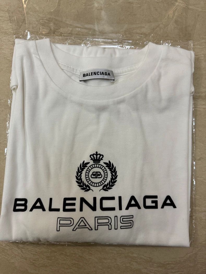 Balenciaga Balenciaga Wheat Ear Crown Lock Clasp Letter Print Short Sleeve T-shirt - dmc Size US S / EU 44-46 / 1 - 3 Thumbnail