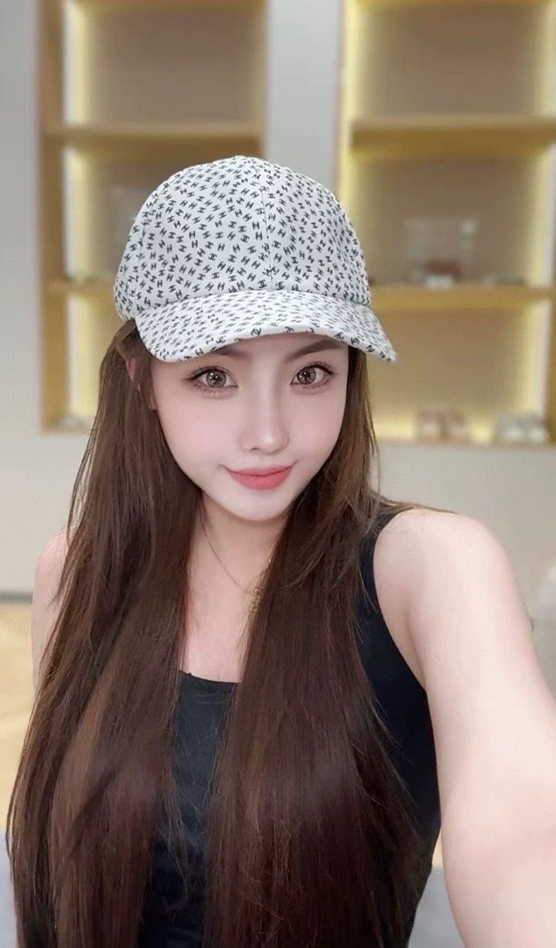 Chanel Chanel Coco Beach White CC Logo Baseball Cap - dmc Size ONE SIZE - 2 Thumbnail
