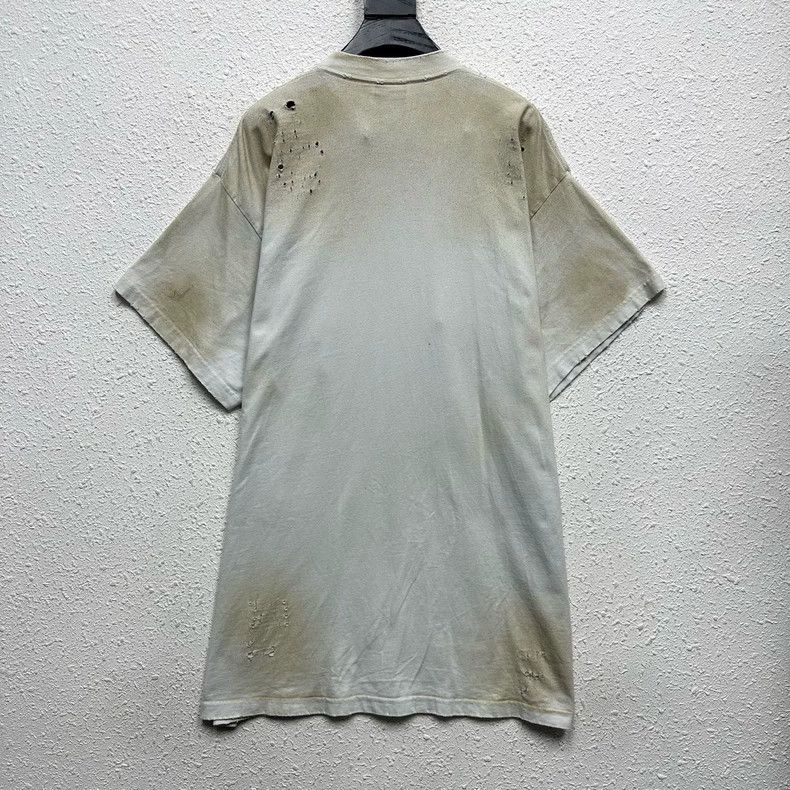 Balenciaga Balenciaga 23SS Manchester United T-shirt - dmc Size US XS / EU 42 / 0 - 2 Thumbnail