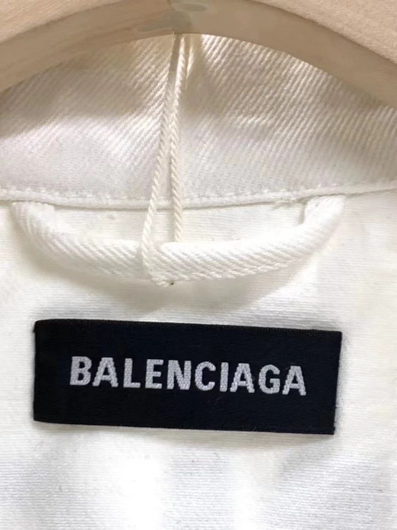Balenciaga Balenciaga Back Logo Denim Jacket - dmc Size US XL / EU 56 / 4 - 3 Thumbnail