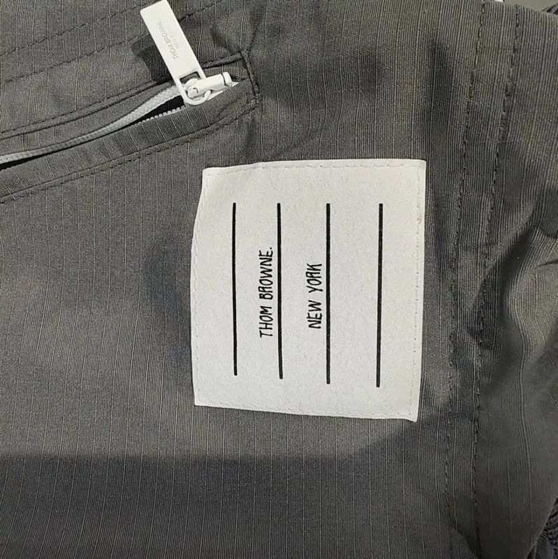 Thom Browne Thom Browne Gray Nylon Women's Jacket 0089 Size S / US 4 / IT 40 - 4 Thumbnail