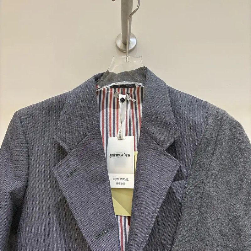 Thom Browne Thom Browne Women's Gray Wool Striped Jacket 0089 Size S / US 4 / IT 40 - 3 Thumbnail