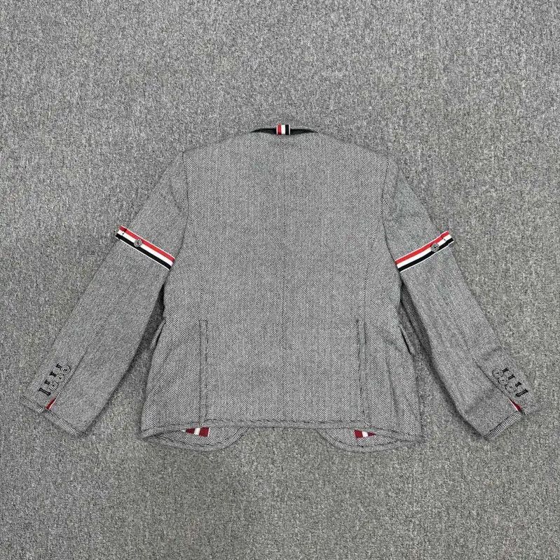 Thom Browne Thom Browne Gray Wool Women's Jacket 0089 Size S / US 4 / IT 40 - 2 Thumbnail