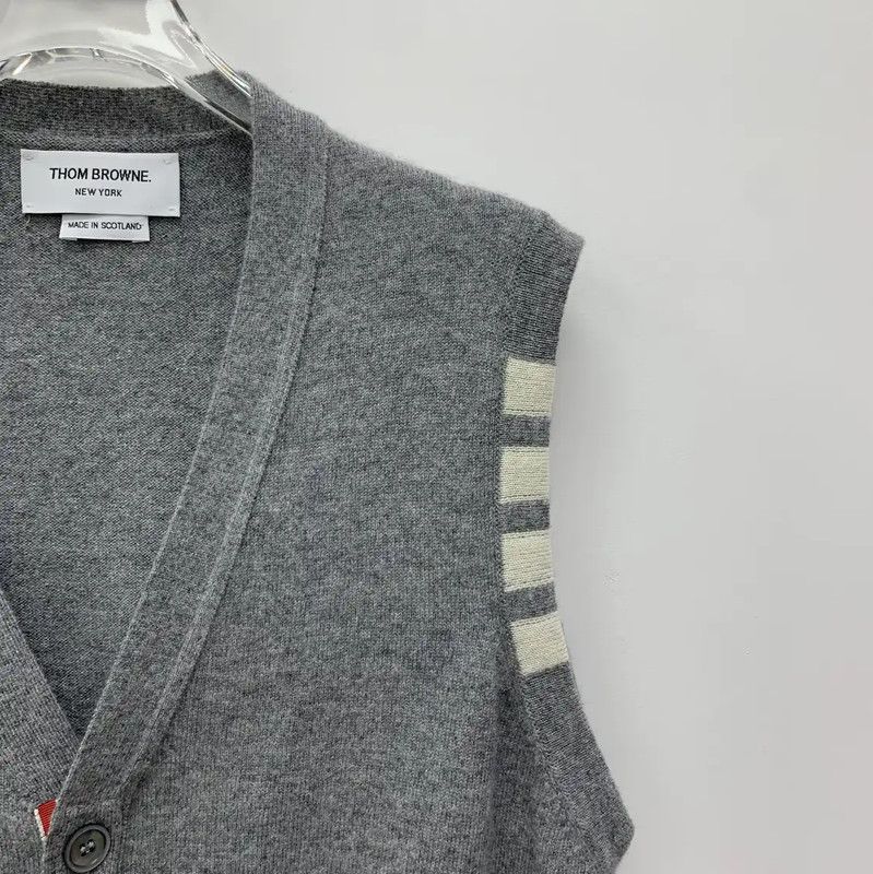 Thom Browne Thom Browne Women's Gray Cashmere Cardigan 0089 Size L / US 10 / IT 46 - 3 Thumbnail