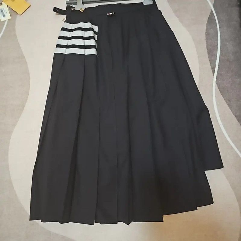 Thom Browne Thom Browne Women's Long Navy Wool Skirt 0089 Size 23" - 2 Thumbnail