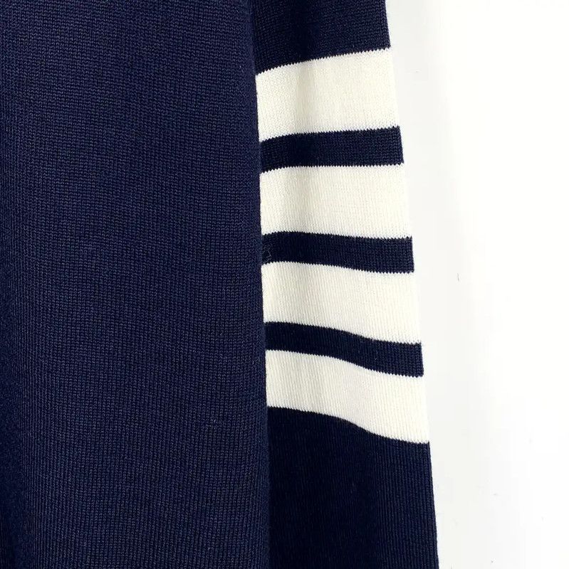 Thom Browne Thom Browne Women's Navy Wool Sweater 0089 Size S / US 4 / IT 40 - 4 Thumbnail