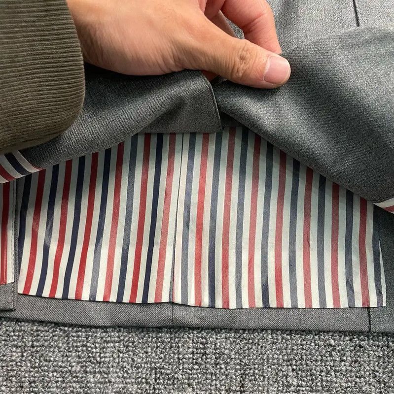 Thom Browne Thom Browne Women's Grey Blazer Jacket 0089 Size M / US 6-8 / IT 42-44 - 3 Thumbnail