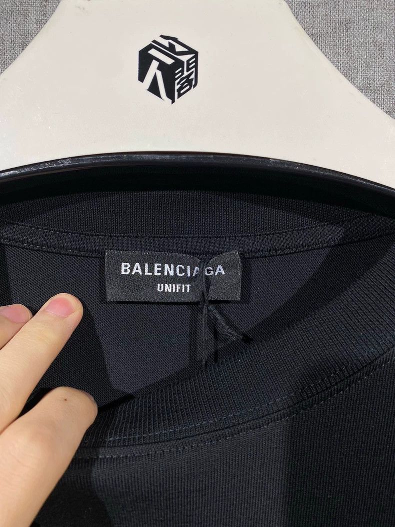 Balenciaga Balenciaga Long Sleeve Smiley Top - dmc Size US S / EU 44-46 / 1 - 6 Thumbnail