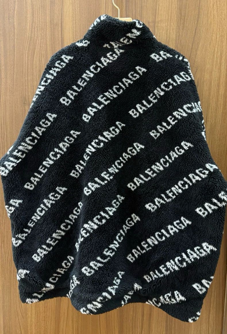 Balenciaga Balenciaga Monogram Teddy Coat - dmc Size US S / EU 44-46 / 1 - 2 Thumbnail