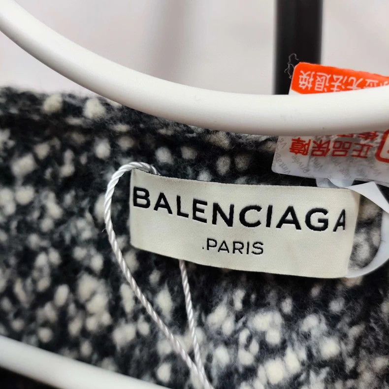 Balenciaga Balenciaga Wool Long Sleeve Gray - dmc Size US S / EU 44-46 / 1 - 3 Thumbnail