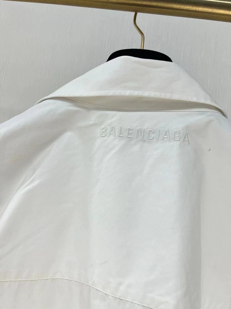 Balenciaga Balenciaga White Irregular Shirt - dmc Size US XS / EU 42 / 0 - 4 Thumbnail