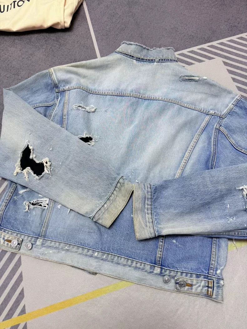 Balenciaga Balenciaga Distressed Denim Jacket - dmc Size US M / EU 48-50 / 2 - 7 Thumbnail