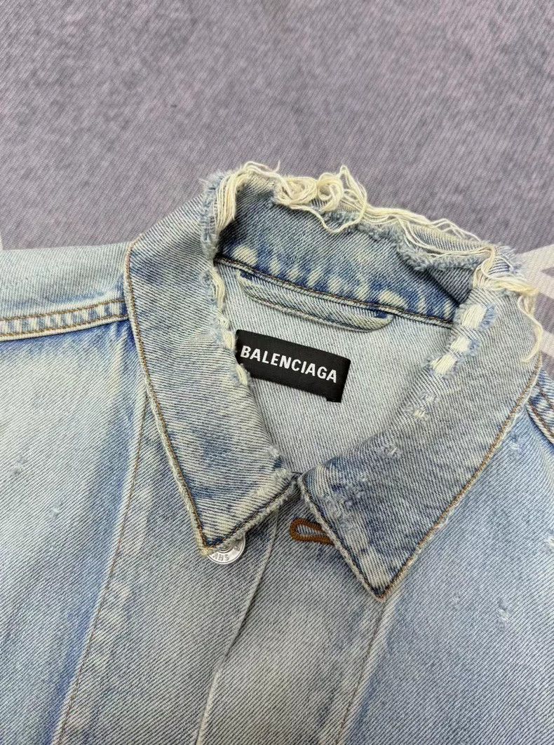 Balenciaga Balenciaga Distressed Denim Jacket - dmc Size US M / EU 48-50 / 2 - 5 Thumbnail