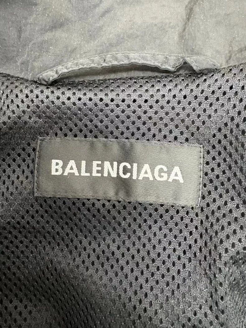 Balenciaga Balenciaga Embroidered Logo Zip Jacket - dmc Size US L / EU 52-54 / 3 - 3 Thumbnail