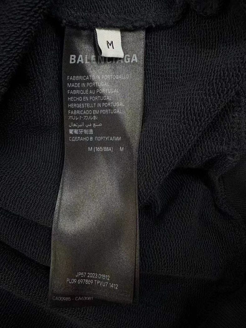 Balenciaga Balenciaga Distressed Logo Sweatshirt - dmc Size US M / EU 48-50 / 2 - 6 Thumbnail