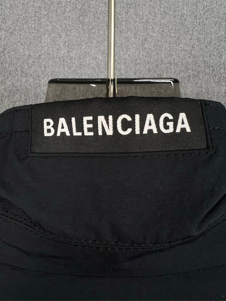 Balenciaga Balenciaga Embroidered Logo Zip Jacket - dmc Size US M / EU 48-50 / 2 - 5 Thumbnail