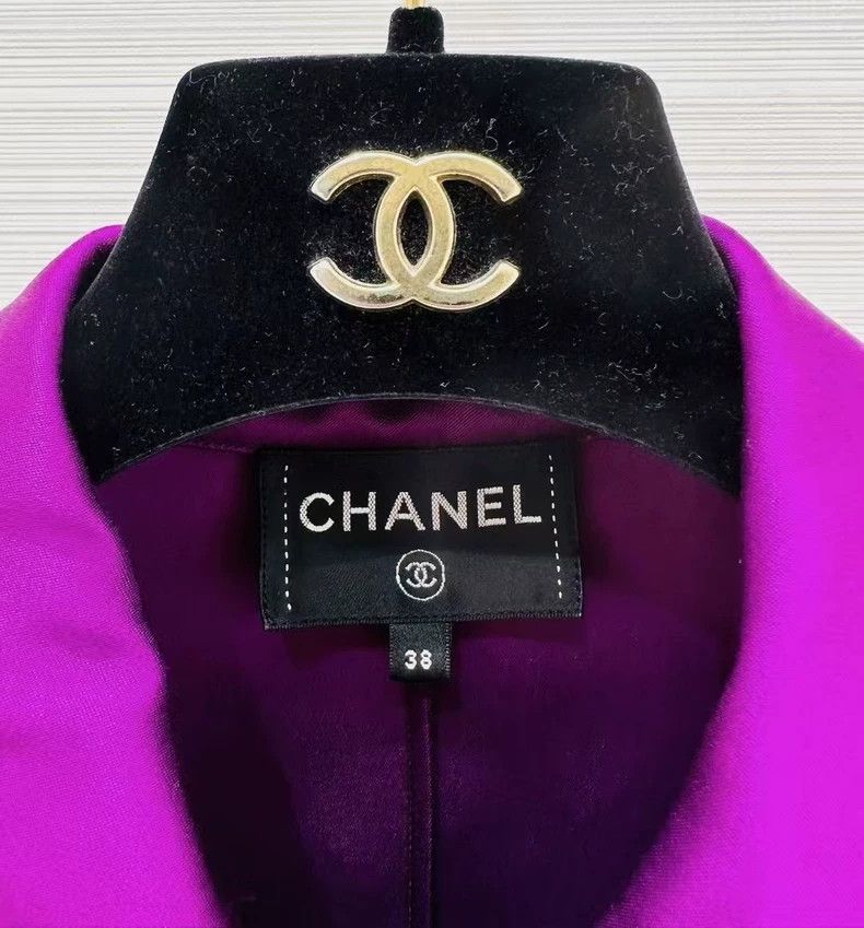 Chanel Chanel Purple Silk Gem Button Shirt - dmc Size US M / EU 48-50 / 2 - 2 Thumbnail