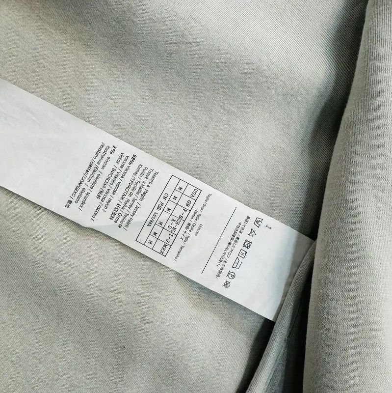 Max Mara MaxMara Elegant Long Coat in Light Grey 0089 Size M / US 6-8 / IT 42-44 - 4 Thumbnail