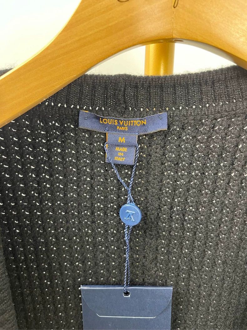 Louis Vuitton LV Black Long Sleeve Knit Cardigan M - dmc Size US M / EU 48-50 / 2 - 3 Thumbnail
