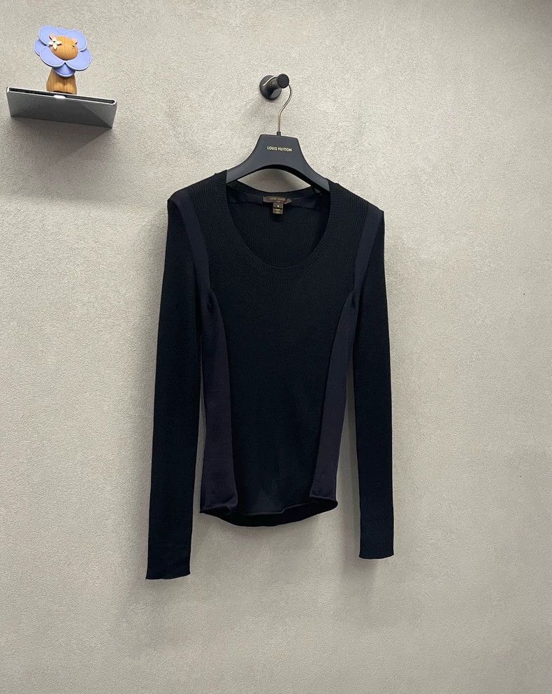 Louis Vuitton Louis Vuitton Black Knit Top - dmc Size M / US 6-8 / IT 42-44 - 2 Thumbnail